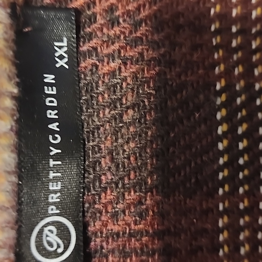 Women"s Shacket - Picture 4 of 5